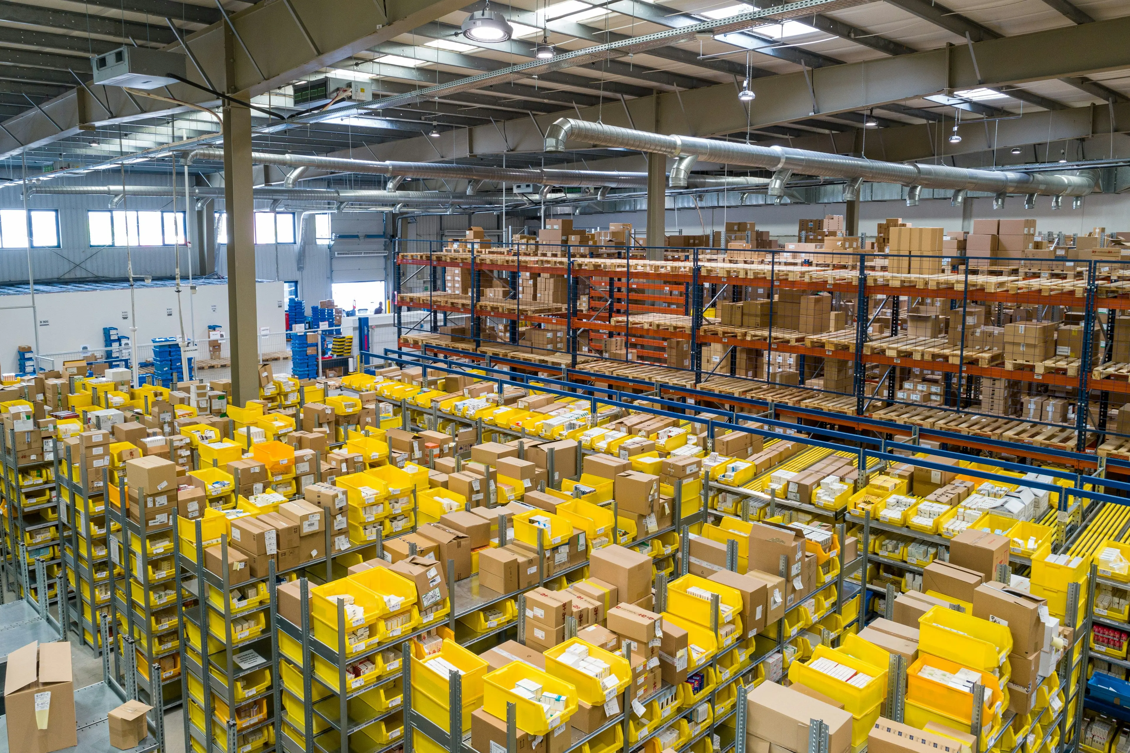 Magazijn van Webshop Logistics Limburg